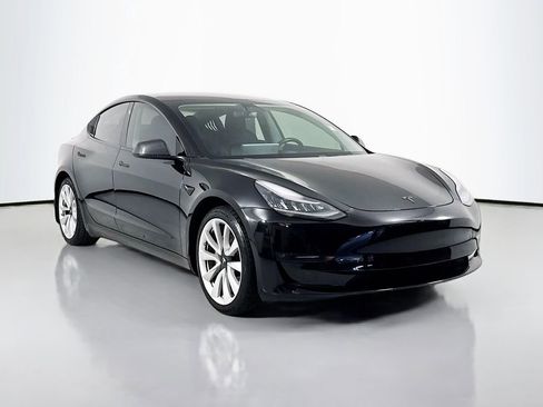 Used 2018 Tesla Model 3 Long Range RWD image 3