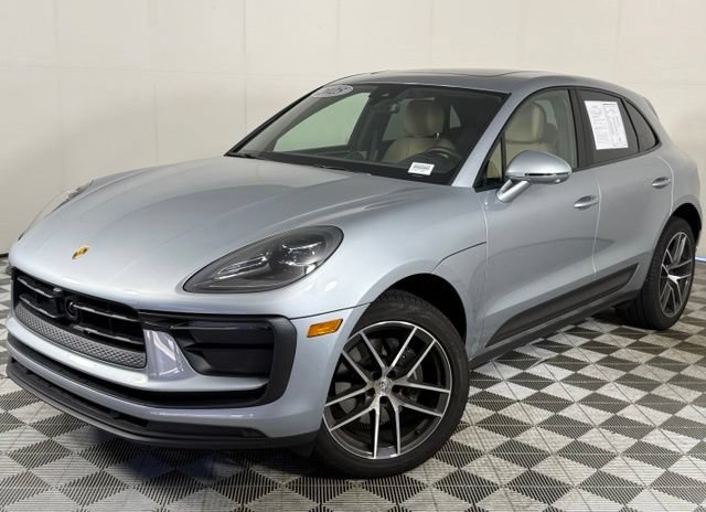 Used 2025 Porsche Macan AWD/4WD 360° Tour