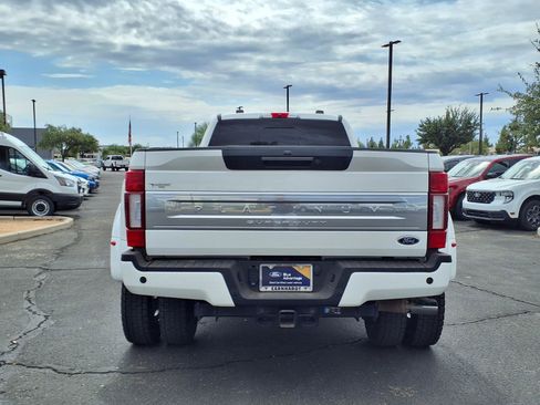 Certified 2022 Ford F450 Platinum w/ FX4 Off-Road Package AWD/4WD image 5