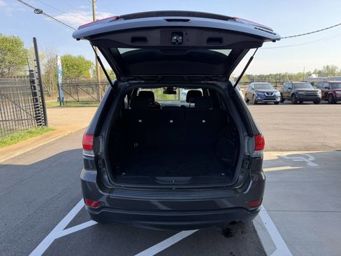 Used 2015 Jeep Grand Cherokee Laredo w/ Quick Order Package 23E image 10