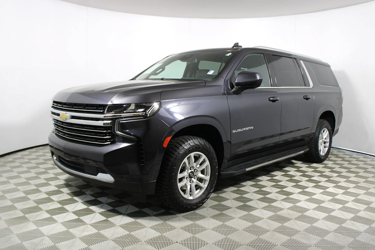 Used 2024 Chevrolet Suburban LT RWD image 37