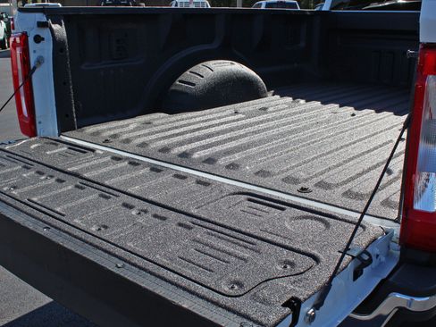 Used 2024 Ford F250 XLT image 14