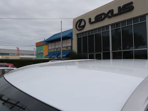 New 2026 Lexus NX 350h FWD image 11