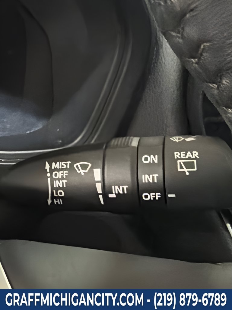 Used 2024 Toyota Grand Highlander AWD image 23