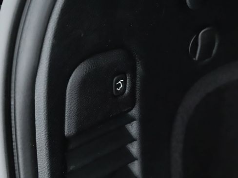 Used 2019 Jeep Grand Cherokee Altitude image 20