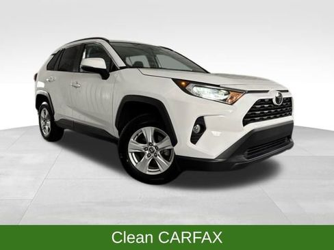 Used 2021 Toyota RAV4 XLE image 1