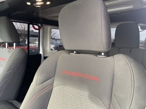 Used 2023 Jeep Wrangler Unlimited Rubicon w/ LED Lighting Group image 21