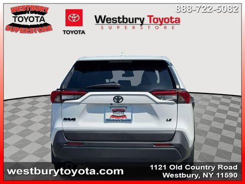 Certified 2023 Toyota RAV4 LE FWD image 7