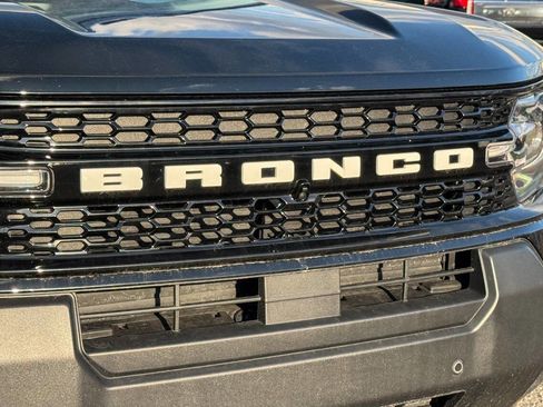 Certified 2025 Ford Bronco Sport Outer Banks w/ Outer Banks Tech Package+ image 9