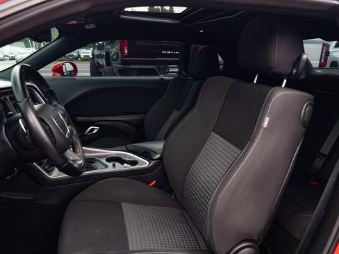 Used 2021 Dodge Challenger R/T w/ Driver Convenience Group image 20