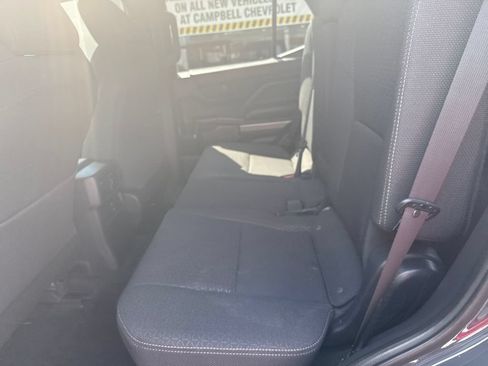 Used 2025 Toyota 4Runner SR5 AWD/4WD image 27