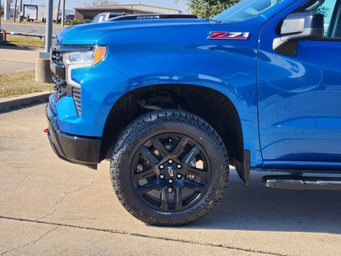Used 2022 Chevrolet Silverado 1500 LT Trail Boss w/ Protection Package image 10