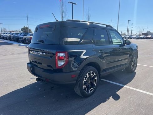 Used 2021 Ford Bronco Sport Outer Banks image 5
