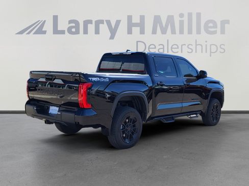 Used 2025 Toyota Tundra Limited w/ TRD Off-Road Package image 5