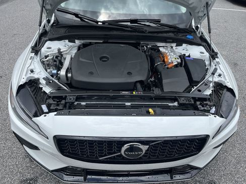 Certified 2024 Volvo S60 T8 Core w/ Protection Package Premier image 36