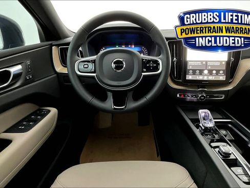 New 2026 Volvo XC60 B5 Core AWD/4WD image 11