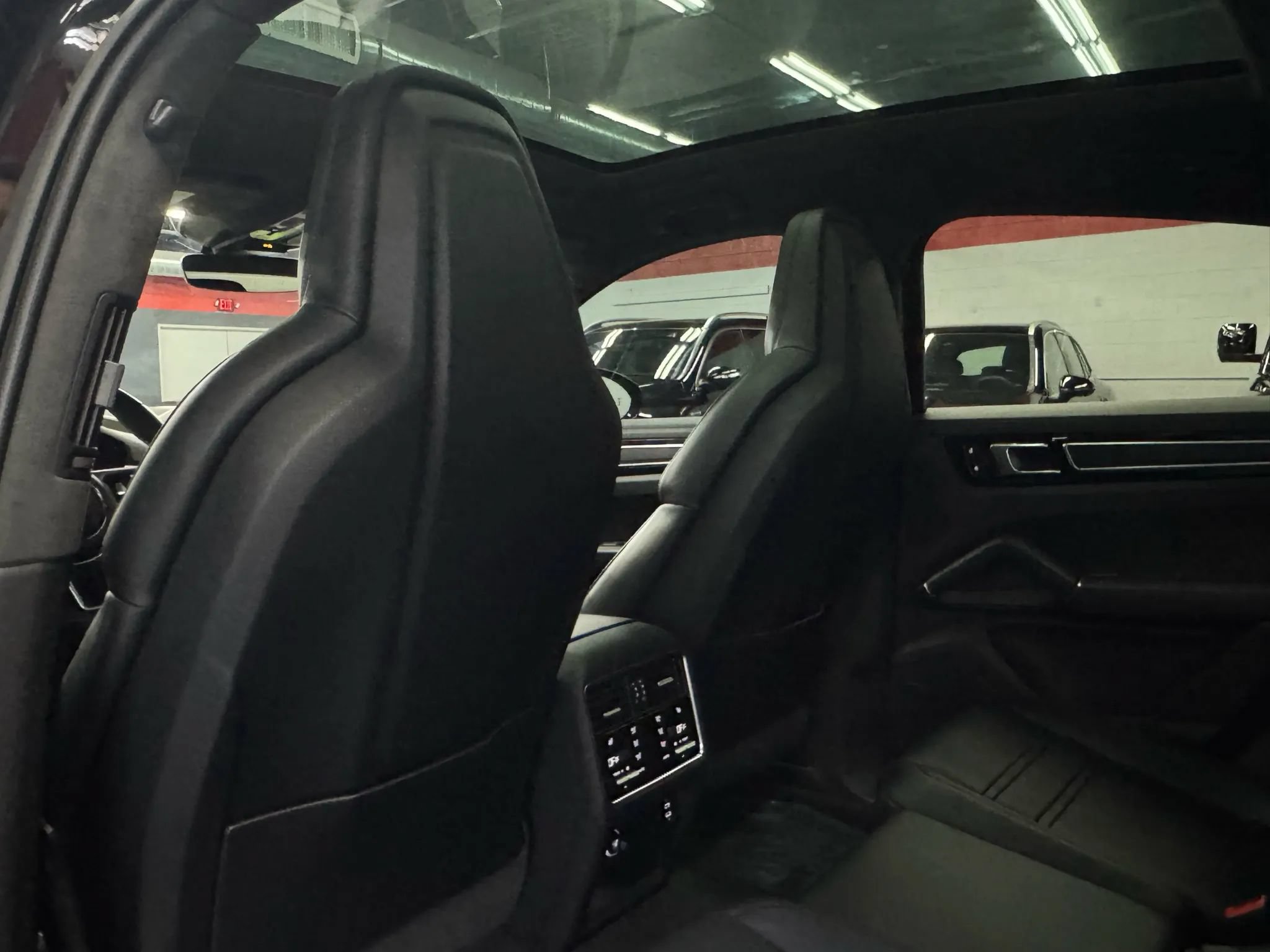 Used 2023 Porsche Cayenne GTS AWD/4WD image 22
