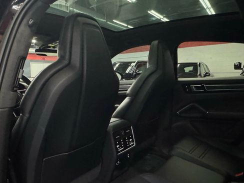 Used 2023 Porsche Cayenne GTS image 22