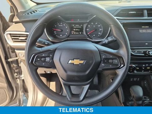 Used 2023 Chevrolet TrailBlazer LT w/ Convenience Package AWD/4WD image 16