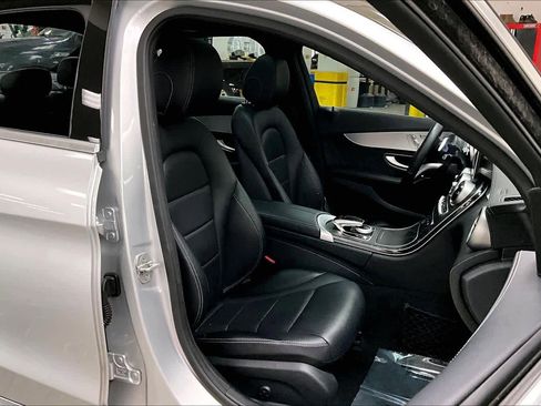 Used 2015 Mercedes-Benz C 300 4MATIC Sedan image 8