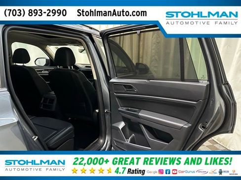 Used 2021 Volkswagen Atlas SE w/ Panoramic Sunroof Package image 32