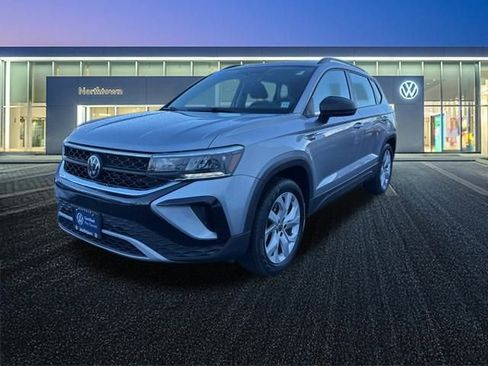 Certified 2023 Volkswagen Taos S image 8