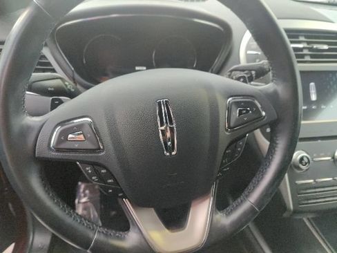 Used 2016 Lincoln MKC Reserve w/ Lincoln MKC Climate Package FWD image 24