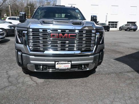 New 2026 GMC Sierra 3500 Denali w/ Denali Reserve Package image 2