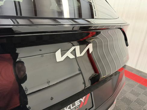 Used 2023 Kia Sportage EX FWD image 16