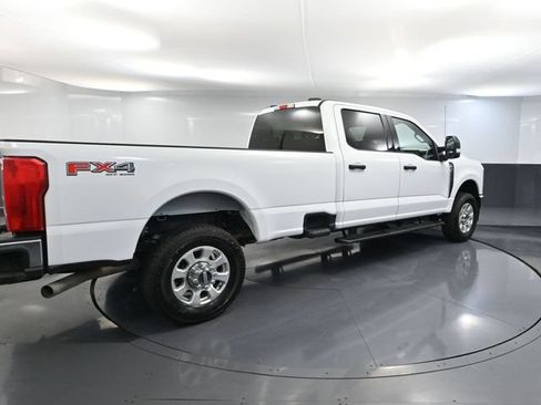Used 2024 Ford F350 XLT w/ FX4 Off-Road Package AWD/4WD image 6