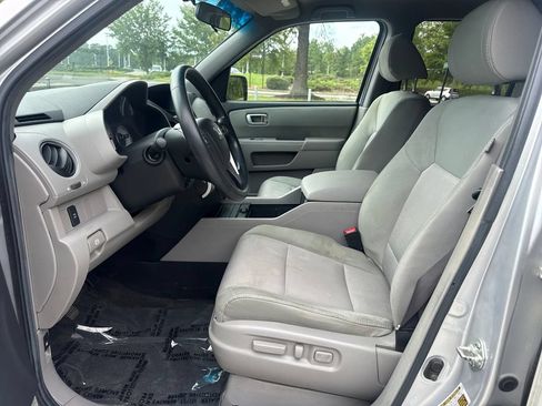 Used 2011 Honda Pilot EX image 12