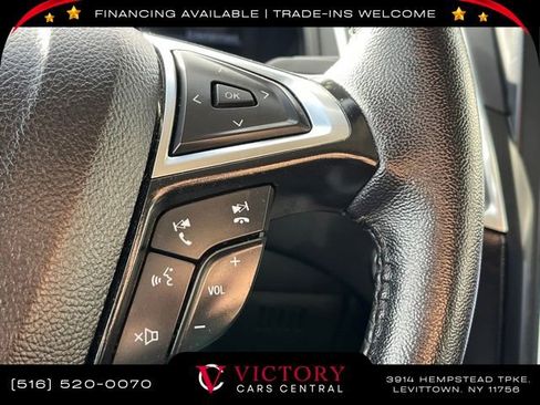 Used 2023 Ford Edge Titanium image 30