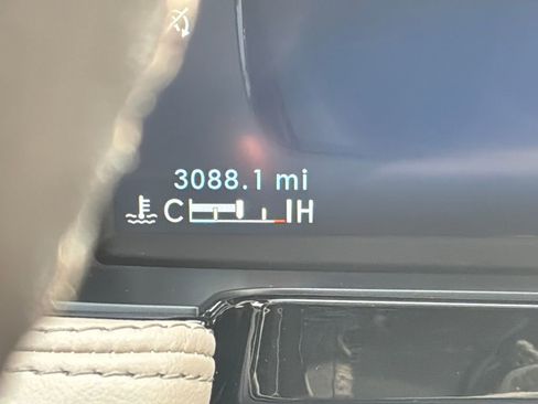 Used 2025 Lincoln Corsair FWD w/ Equipment Group 101A image 8