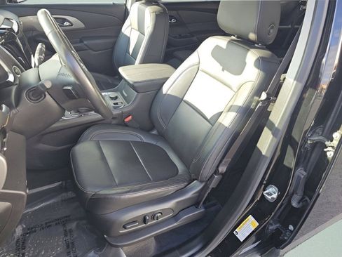 Used 2020 Chevrolet Traverse RS image 6