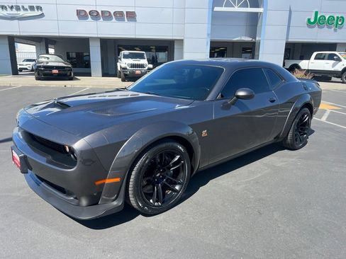 Used 2023 Dodge Challenger R/T Scat Pack RWD image 2