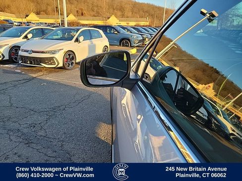 Used 2023 Subaru Outback Premium image 27