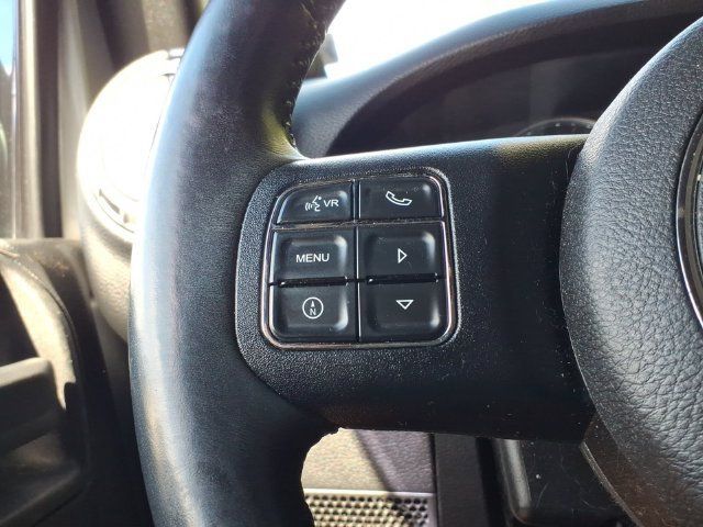 Used 2013 Jeep Wrangler Unlimited Sahara w/ Dual Top Group AWD/4WD image 28