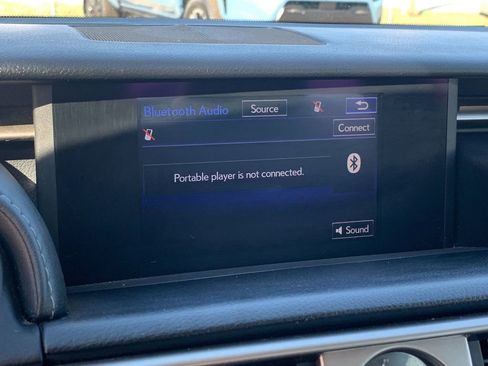 Used 2016 Lexus IS 300 AWD image 22