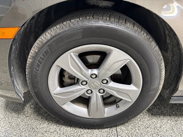 Used 2019 Honda Odyssey EX-L image 3