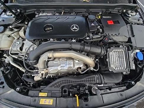 Used 2025 Mercedes-Benz CLA 250 4MATIC image 12