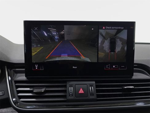 Certified 2025 Audi Q5 2.0T Premium Plus w/ Premium Plus Package image 24