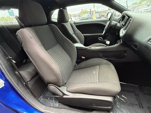 Used 2019 Dodge Challenger SXT w/ Blacktop Package RWD image 17