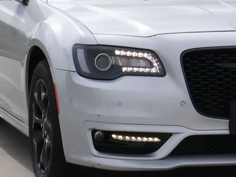 Used 2023 Chrysler 300 Touring L w/ Popular Equipment Group AWD/4WD image 7