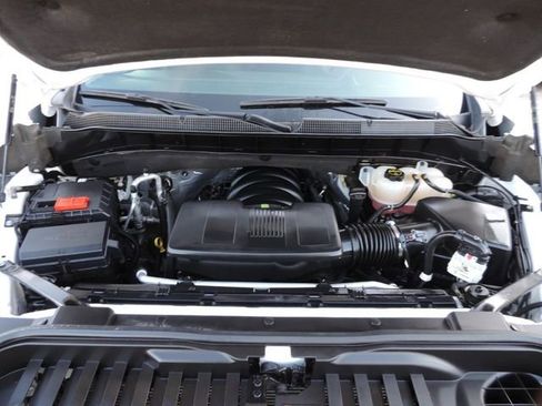 Certified 2025 Chevrolet Silverado 1500 LT image 30