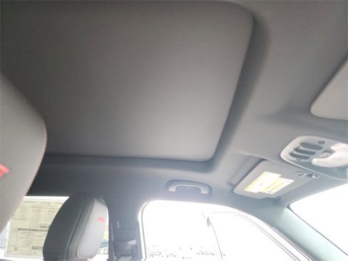 New 2026 Chevrolet TrailBlazer RS w/ Convenience Package image 17