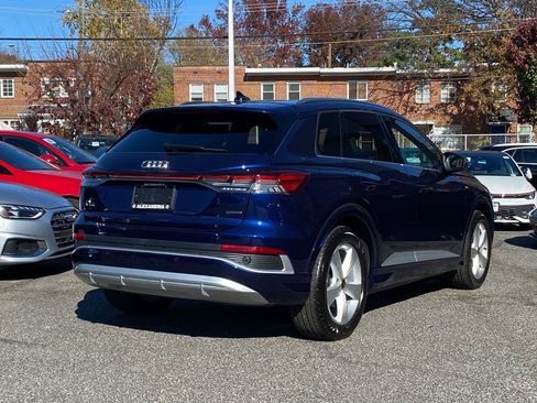 Used 2025 Audi Q4 e-tron Premium Plus image 3