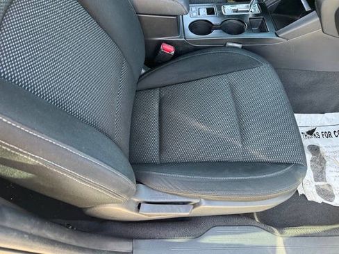 Used 2017 Subaru Outback 2.5i Premium AWD/4WD image 25