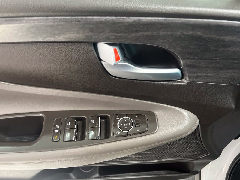 Used 2019 Hyundai Santa Fe SE FWD image 19