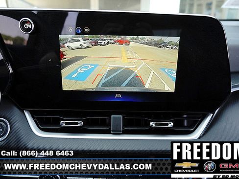 Used 2026 Chevrolet Equinox LT FWD image 5