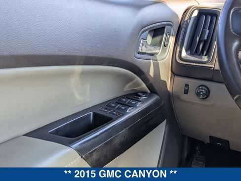 Used 2015 GMC Canyon SLT image 20